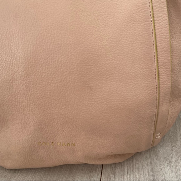 Cole Haan - Peach coloured with bright yellow trim - Used condition - Picture 3 of 16